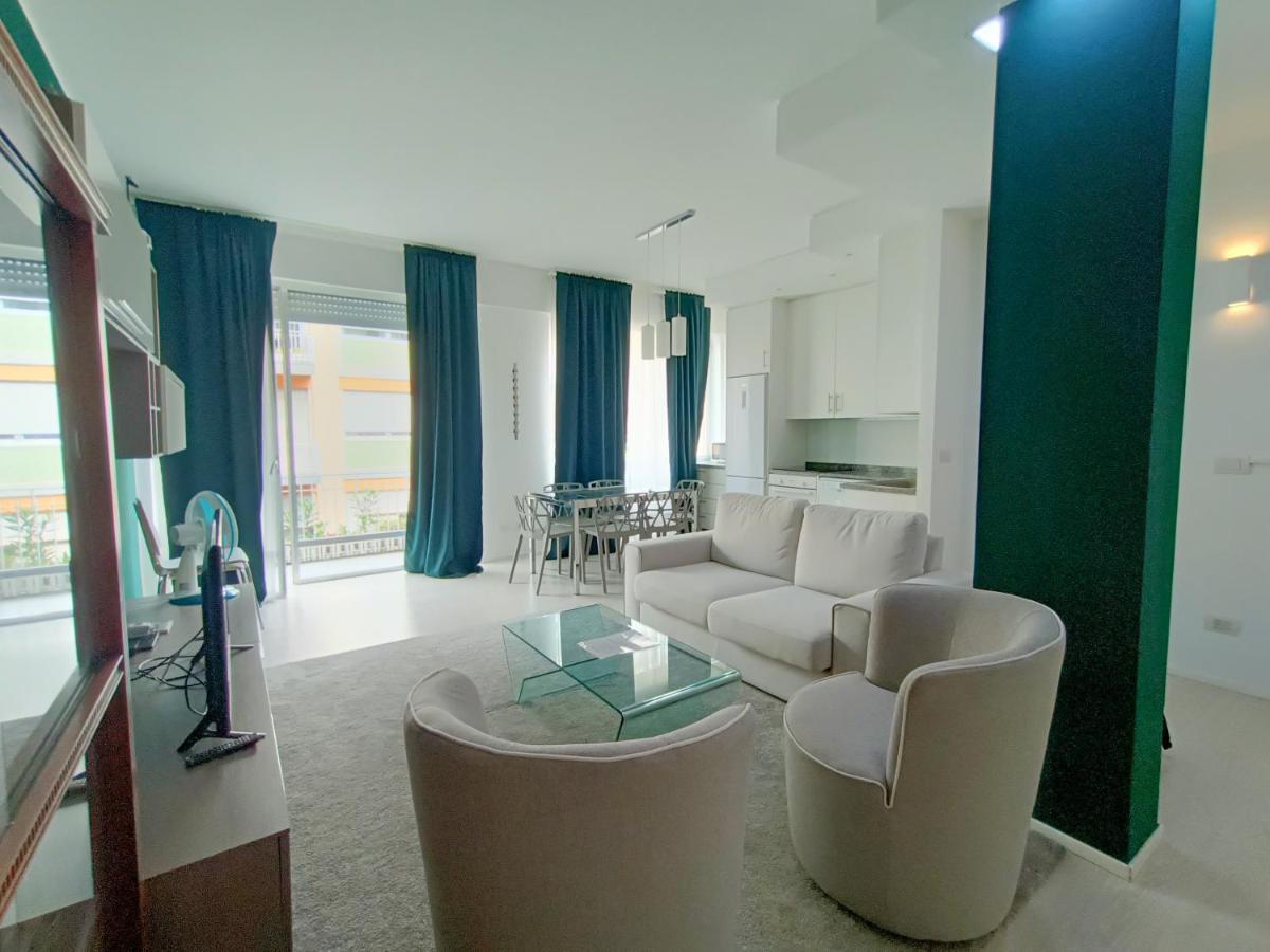 דירות מילאנו Joivy Elegant Flat For 6 With 2 Balconies מראה חיצוני תמונה
